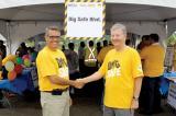 Members had the opportunity to meet new ORCGA CEO and president Bryon Sackville (left), pictured here with retiring CEO Jim Douglas.