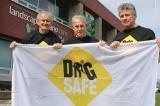 (L-R) Terry Murphy, Milton Mayor Gord Krantz and ORCGA president Doug Lapp prepare to hoist the Dig Safe flag.
