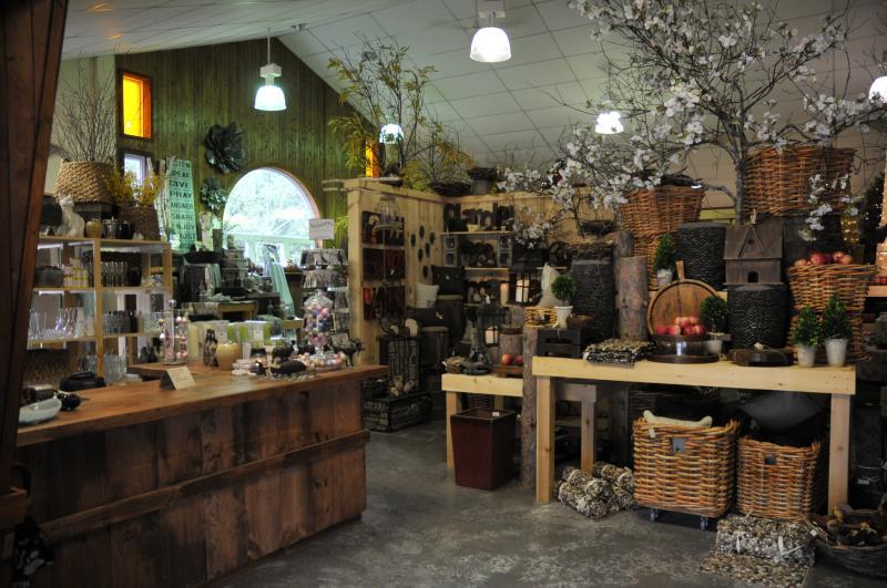 2012 - Outstanding Display of Goods - Giftware - Register Area, main entrance