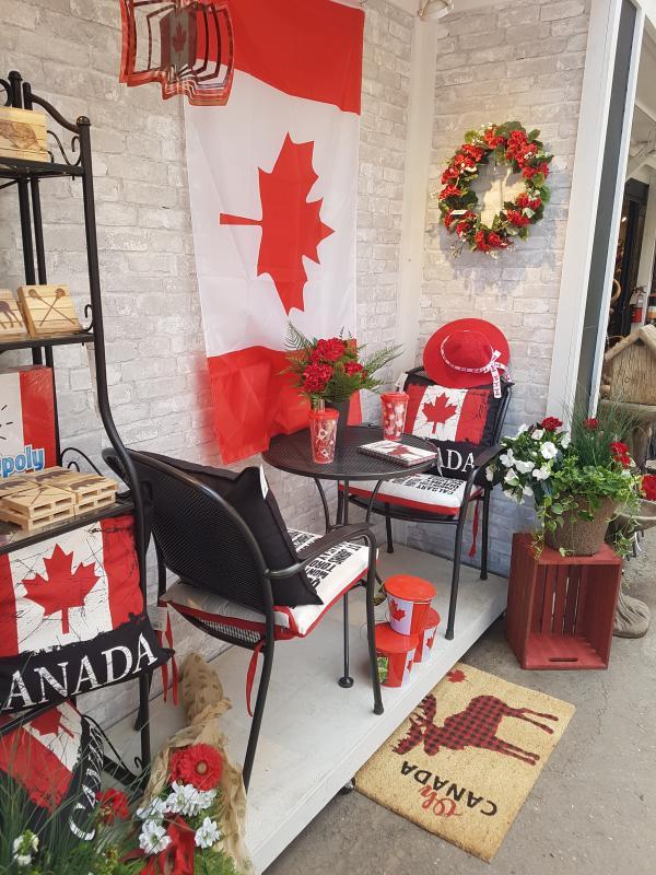 2019 - Outstanding Display of Goods - Giftware - Canada Day Patio Display