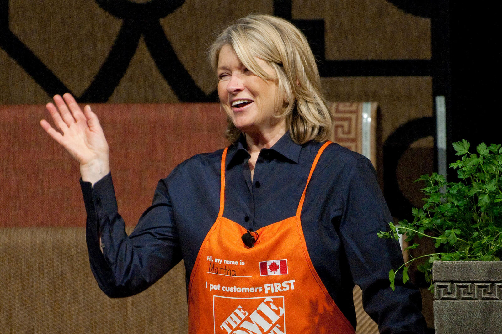 1592621951.martha_stewart_blooms_2010-wide-web