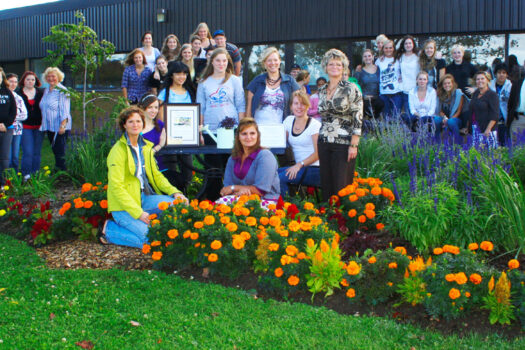 1593395454.KDSS_Recycled_Garden_GFLAward_2010-web